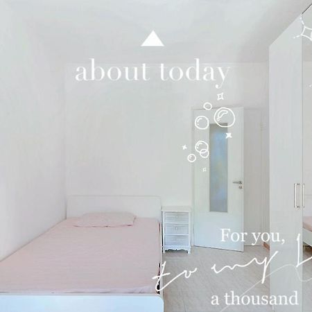 Private Room For Girls Болоня Екстериор снимка
