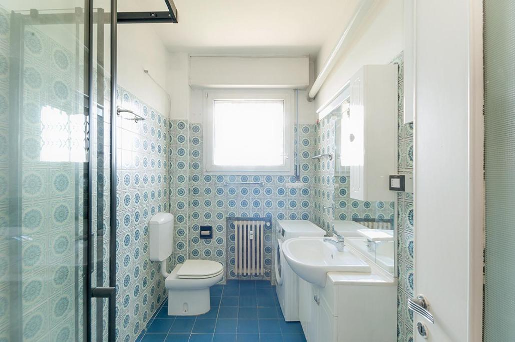 Private Room For Girls Болоня Екстериор снимка
