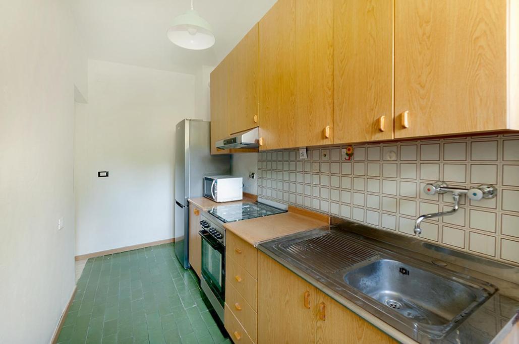 Private Room For Girls Болоня Екстериор снимка