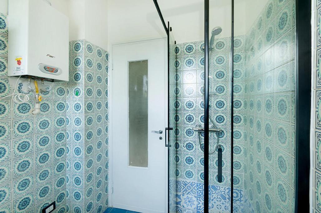 Private Room For Girls Болоня Екстериор снимка