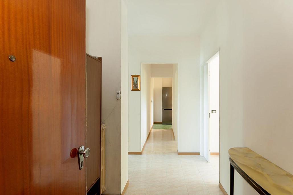 Private Room For Girls Болоня Екстериор снимка